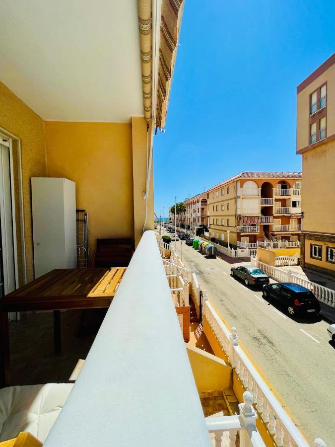 El Papagayo Apartment 2 Mins Walking To The Beach 또레비에하 외부 사진
