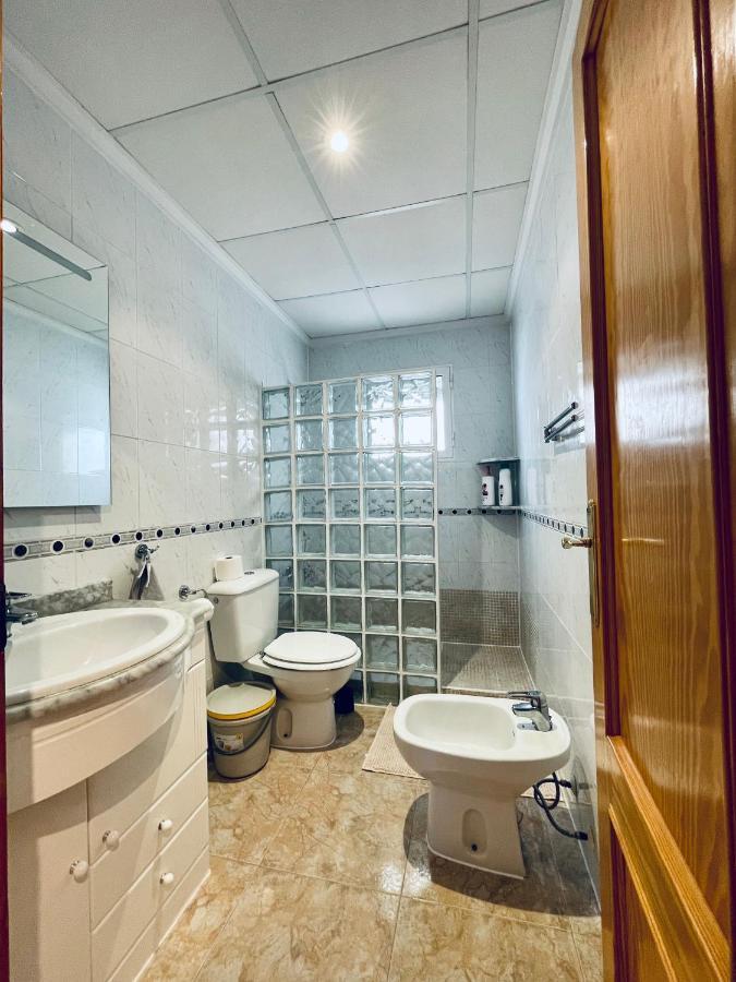 El Papagayo Apartment 2 Mins Walking To The Beach 또레비에하 외부 사진